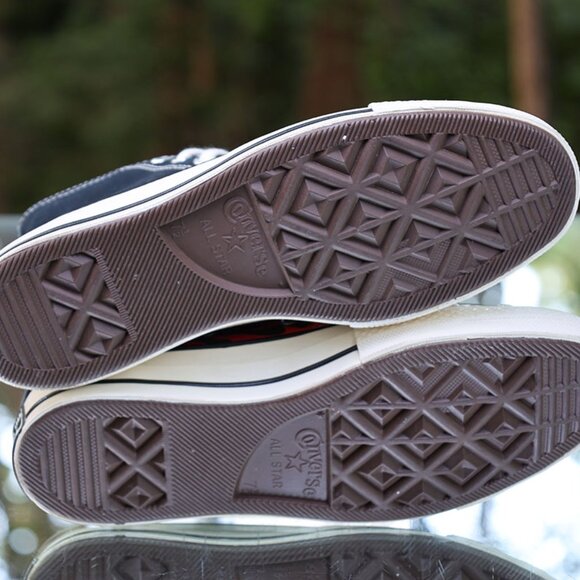 Converse Chuck Taylor 70 Hi Flames - Picture 13 of 13